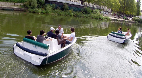 afterwork-drink-with-collegue-boat-nantes