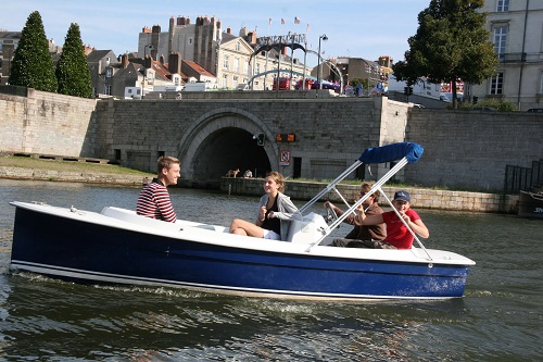 original-way-visit-nantes-boat-trip-ruban-vert